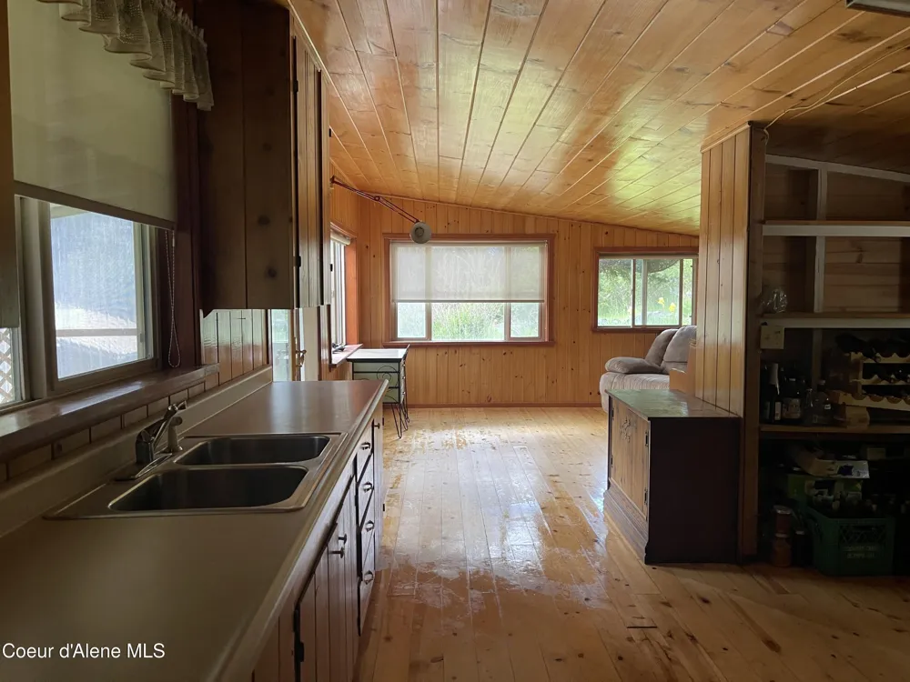 2447 Turner Hill Road Bonners Ferry, ID 83805