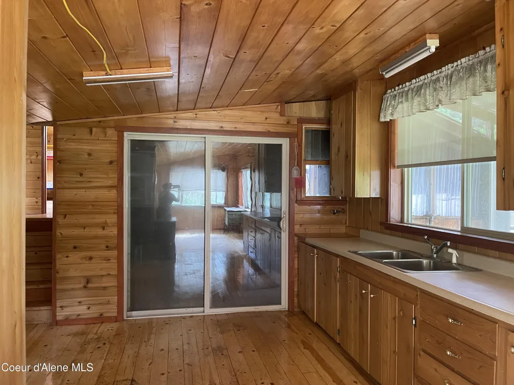 2447 Turner Hill Road Bonners Ferry, ID 83805