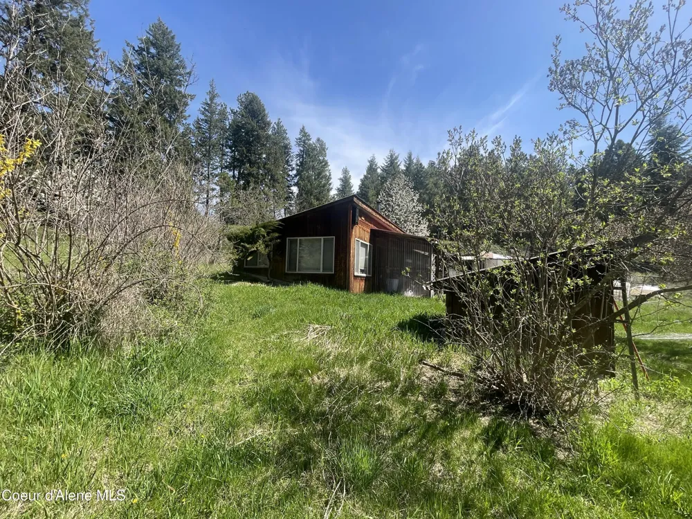 2447 Turner Hill Road Bonners Ferry, ID 83805