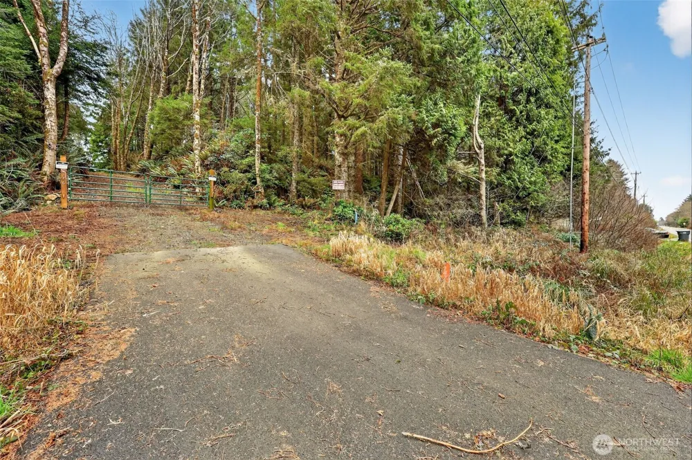 2772 State Route 109 Ocean City, WA 98569