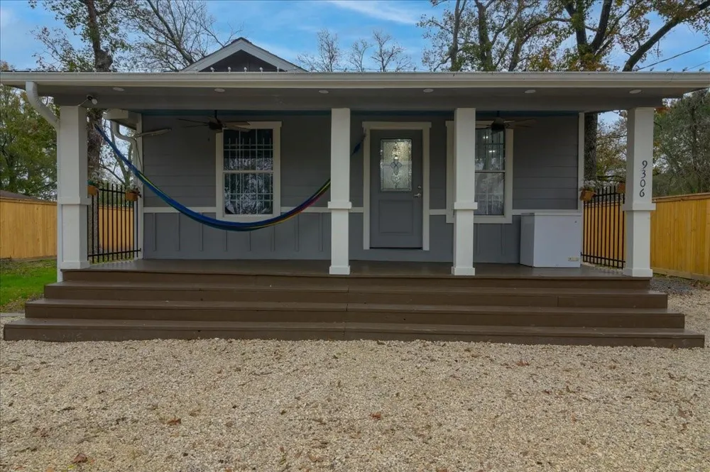 9306 Bertwood Street