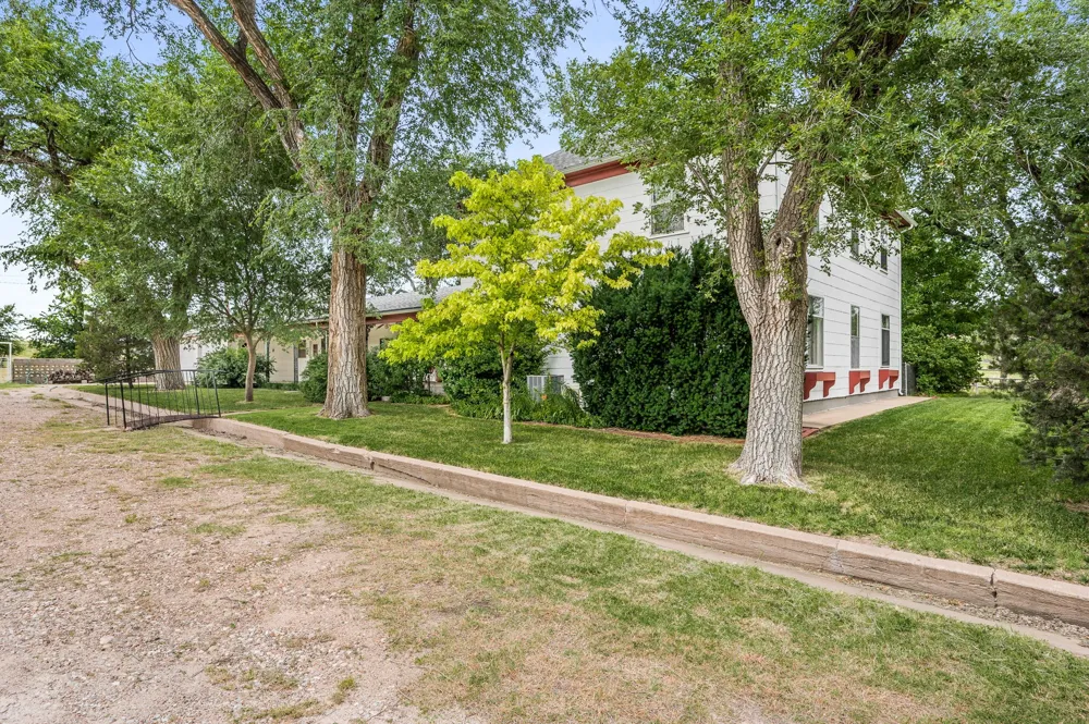 1204 E Cheyenne Canadian, TX 79014