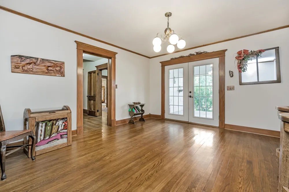 1204 E Cheyenne Canadian, TX 79014