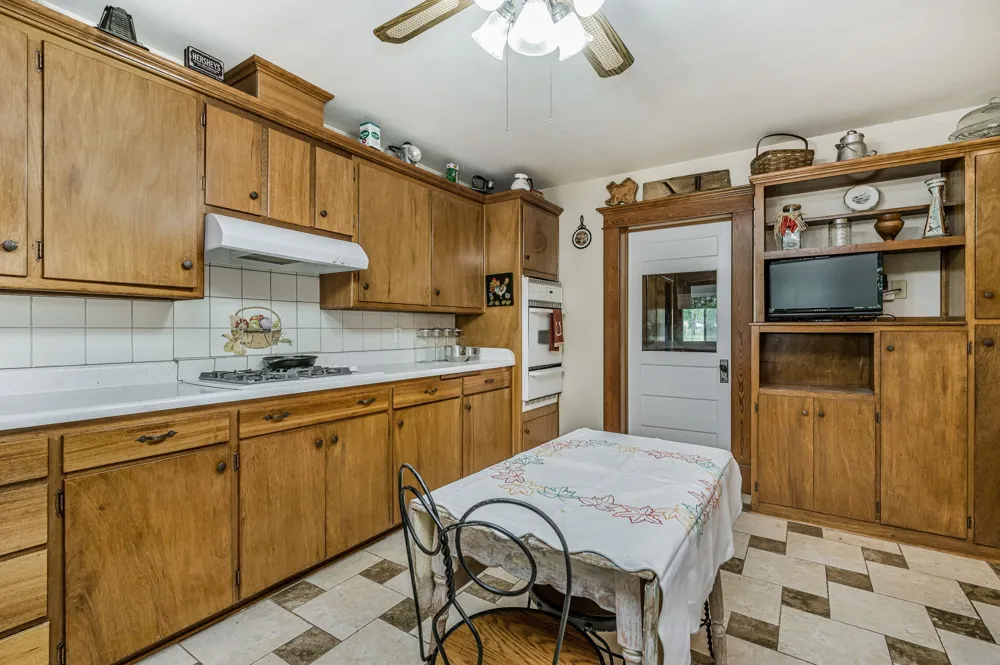 1204 E Cheyenne Canadian, TX 79014