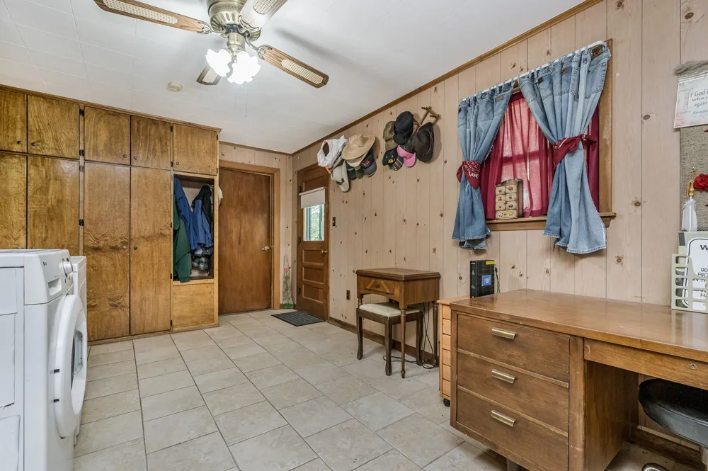 1204 E Cheyenne Canadian, TX 79014