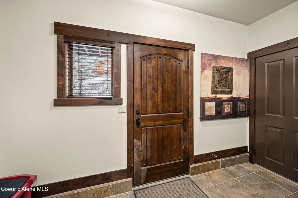 38 Avalanche Road ## 1 Sandpoint, ID 83864