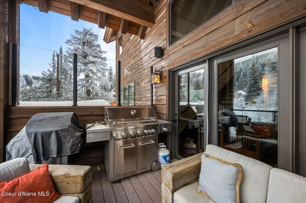 38 Avalanche Road ## 1 Sandpoint, ID 83864