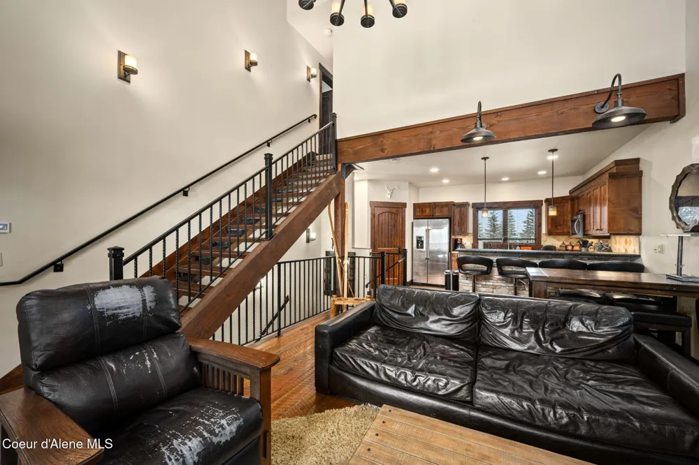 38 Avalanche Road ## 1 Sandpoint, ID 83864