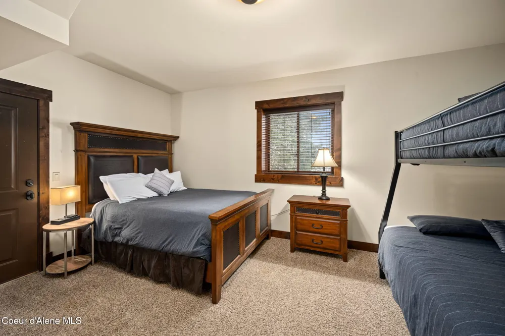 38 Avalanche Road ## 1 Sandpoint, ID 83864