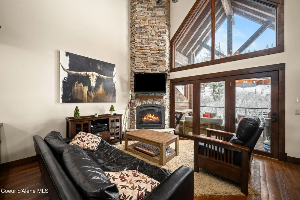 38 Avalanche Road ## 1 Sandpoint, ID 83864