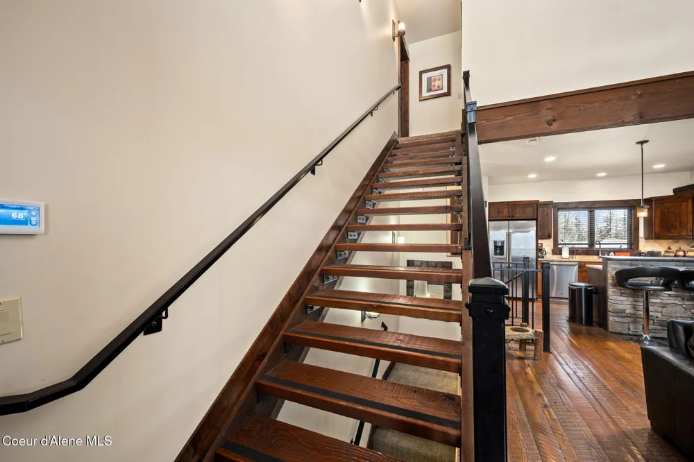 38 Avalanche Road ## 1 Sandpoint, ID 83864