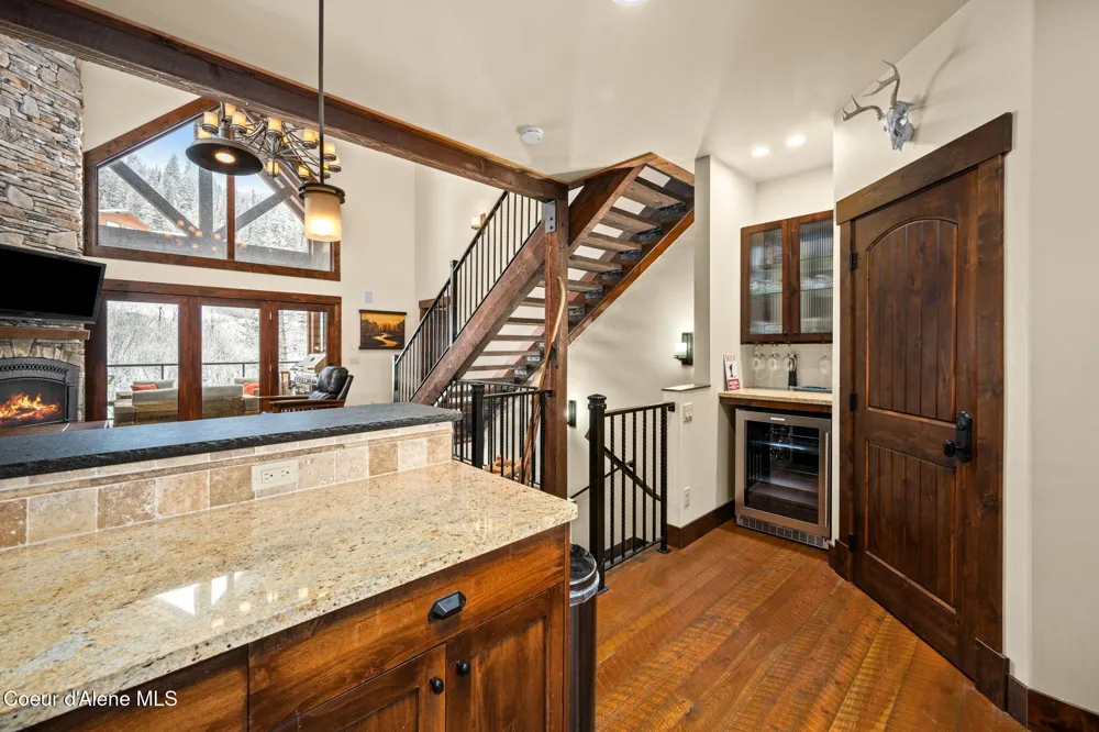 38 Avalanche Road ## 1 Sandpoint, ID 83864