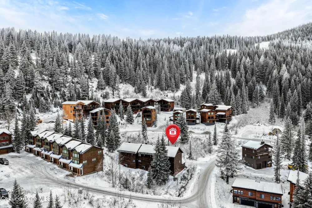 38 Avalanche Road ## 1 Sandpoint, ID 83864