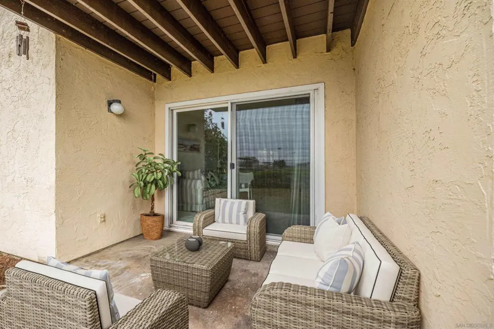 3672 Clairemont Dr #1B