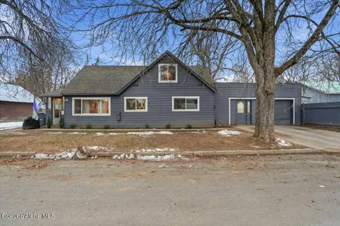 215 Forest Avenue