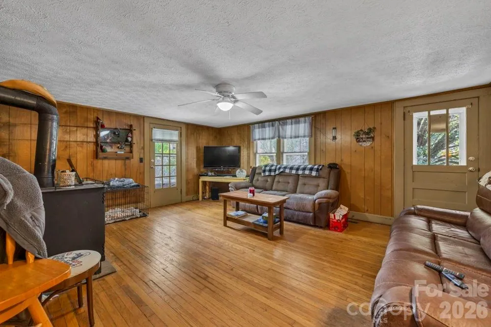 1068 Laurel Branch Road Vilas, NC 28692