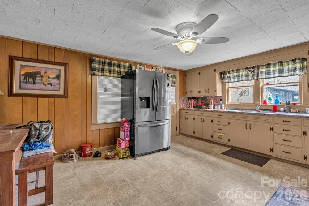 1068 Laurel Branch Road Vilas, NC 28692