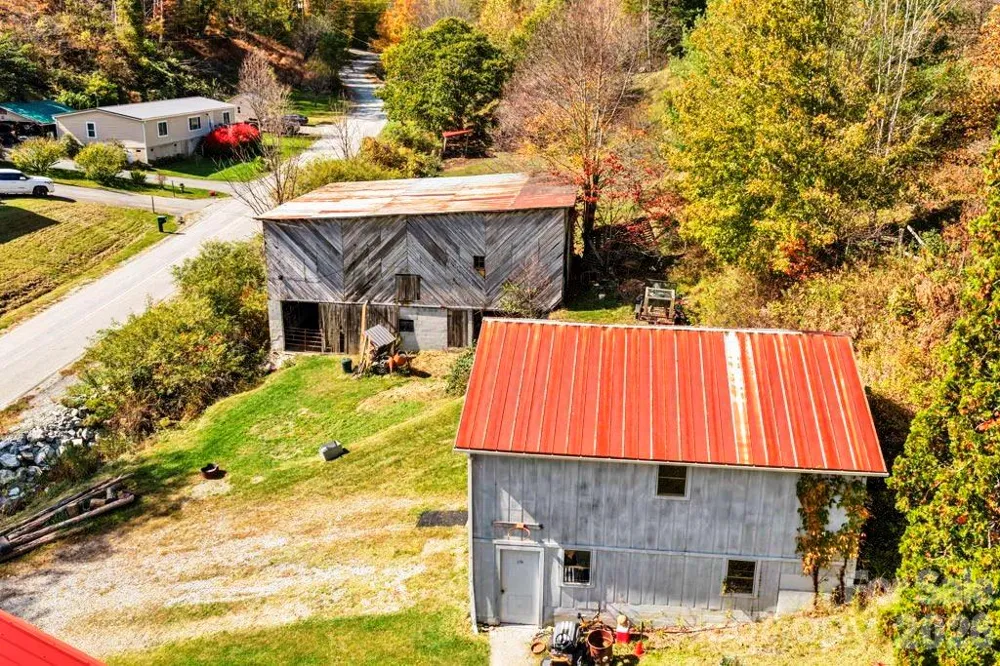 1068 Laurel Branch Road Vilas, NC 28692