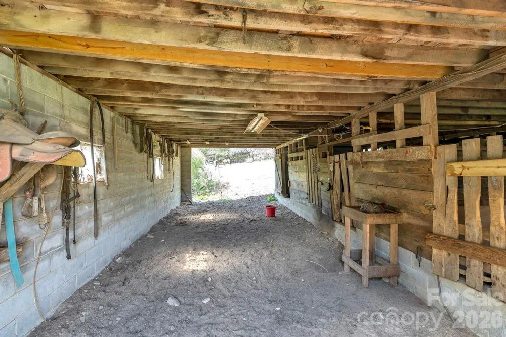 1068 Laurel Branch Road Vilas, NC 28692