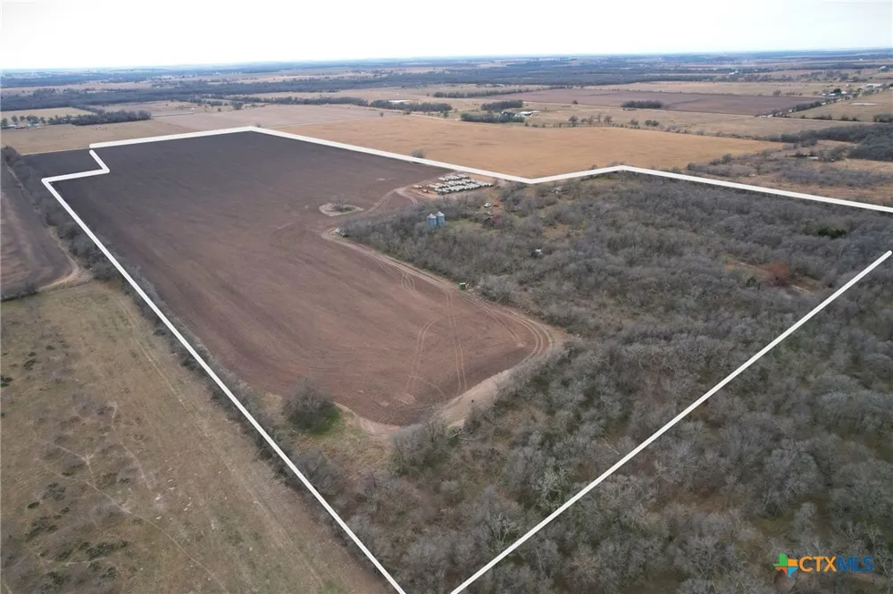 776 CR 412 Rockdale, TX 76567