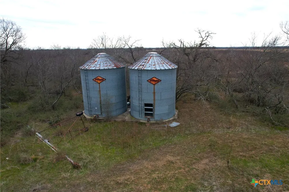 776 CR 412 Rockdale, TX 76567