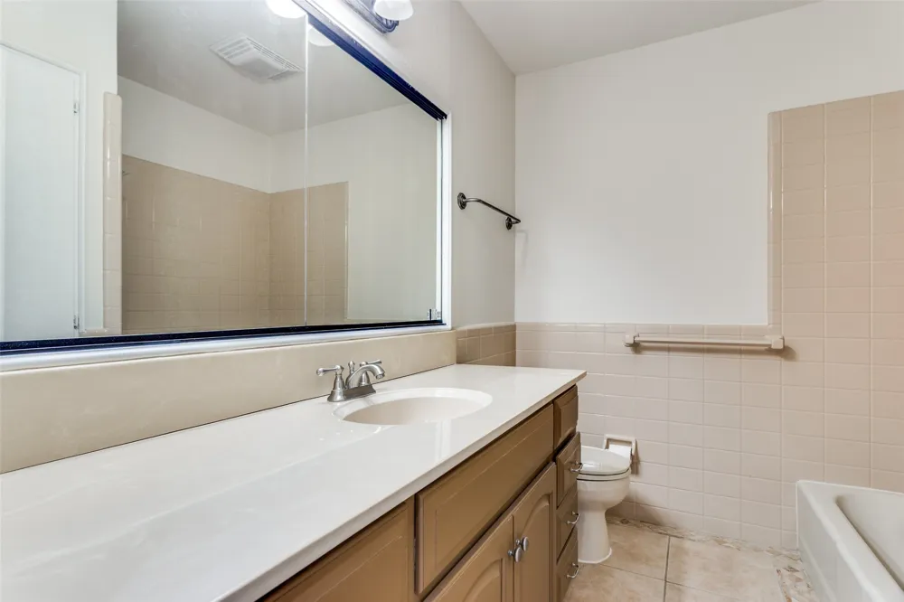 4500 Westridge Avenue #25 Fort Worth, TX 76116