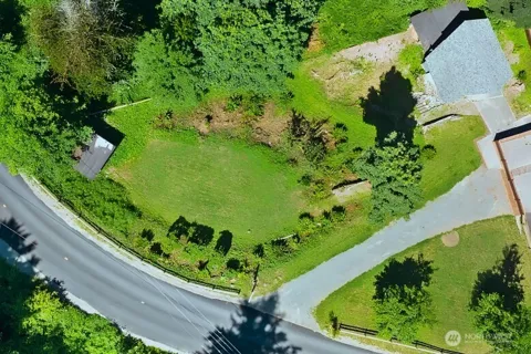 17600 SE Cougar Mountain Drive