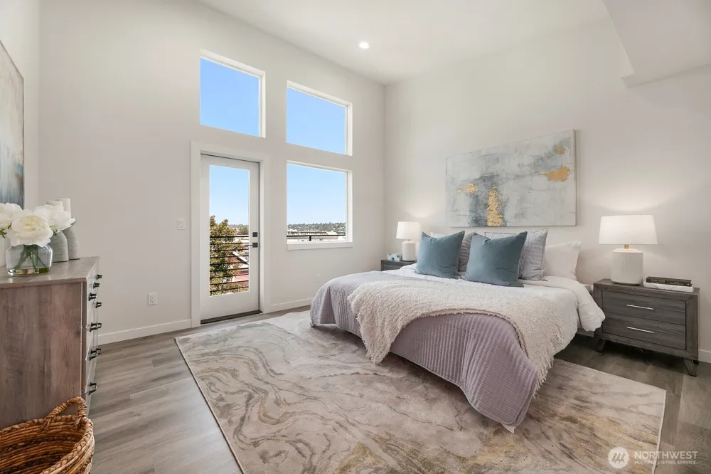 2019 W Bertona Seattle, WA 98199