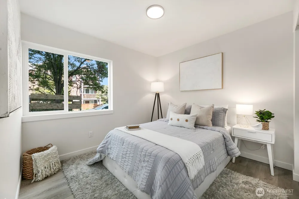 2019 W Bertona Seattle, WA 98199