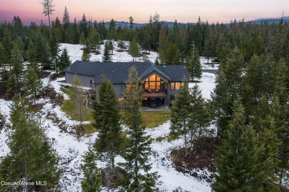 227 Mesa Drive Athol, ID 83801