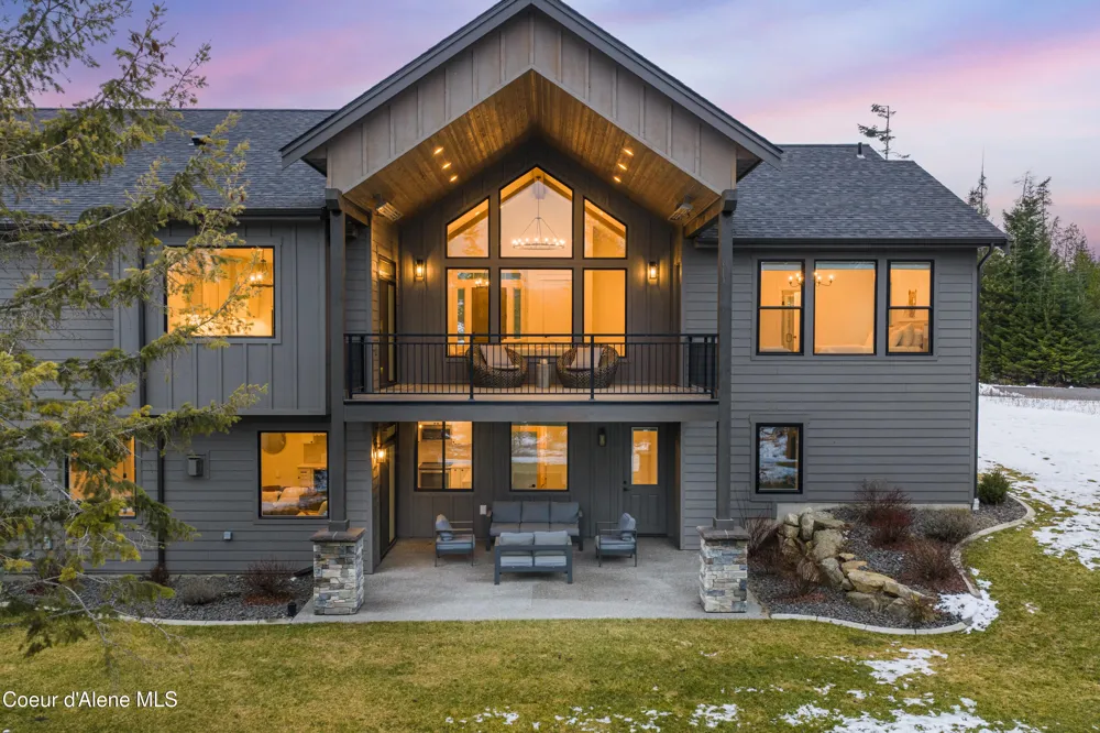 227 Mesa Drive Athol, ID 83801