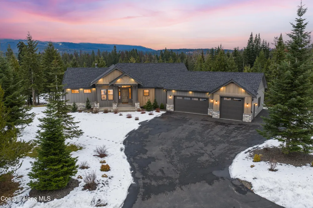 227 Mesa Drive Athol, ID 83801