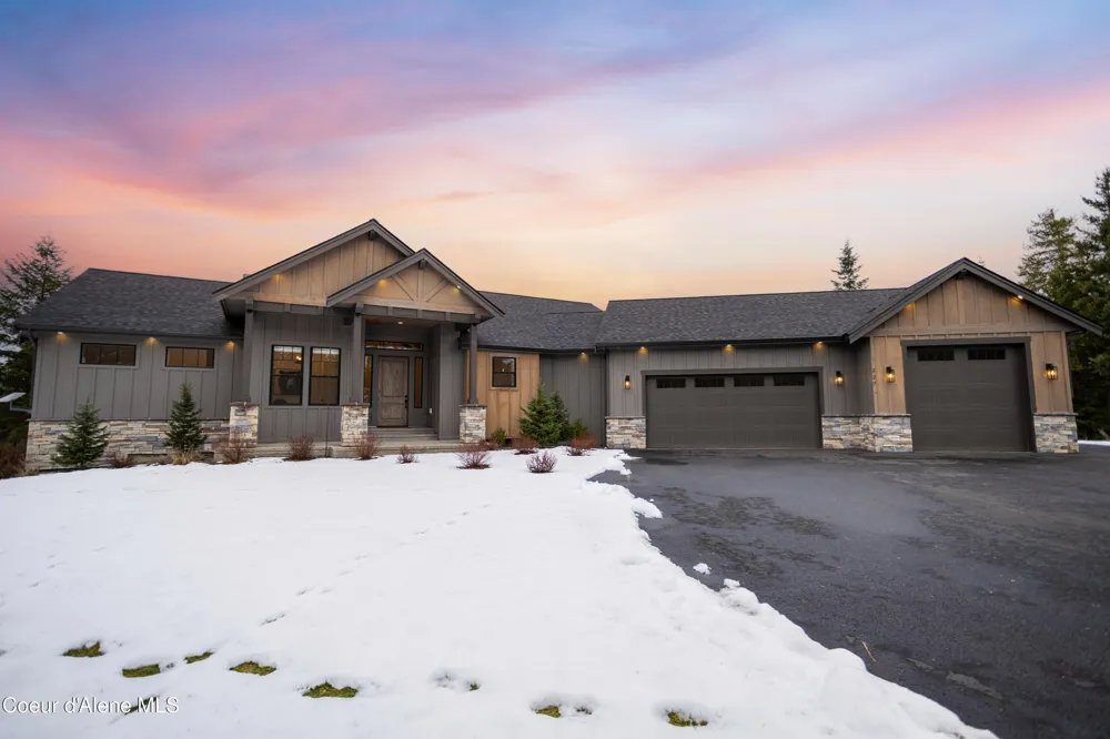 227 Mesa Drive Athol, ID 83801
