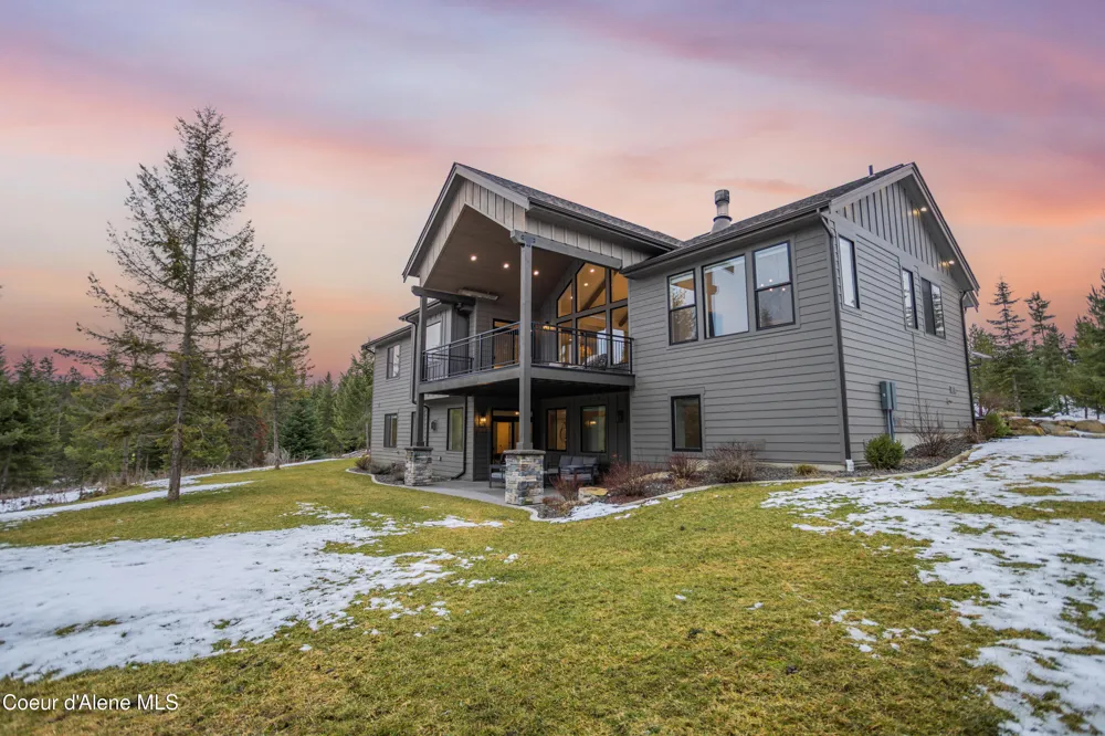 227 Mesa Drive Athol, ID 83801