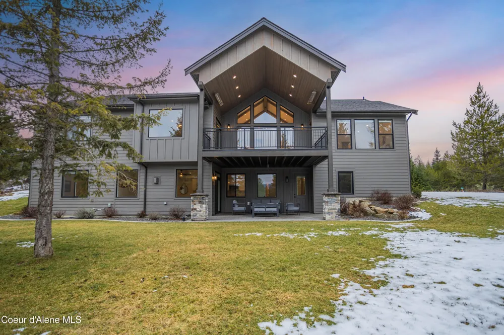227 Mesa Drive Athol, ID 83801