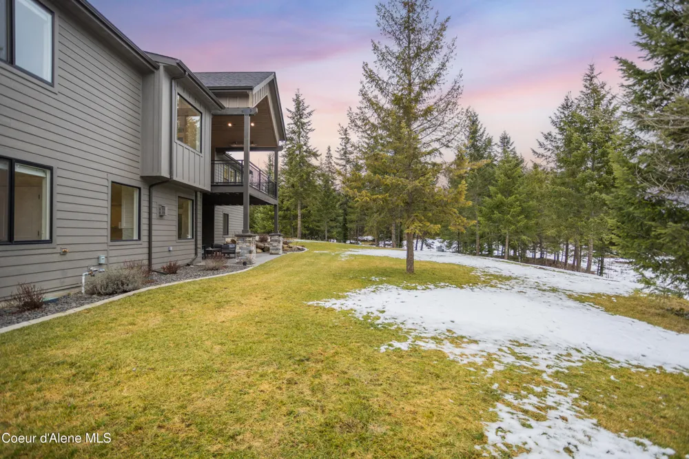 227 Mesa Drive Athol, ID 83801