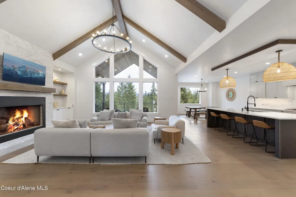 227 Mesa Drive Athol, ID 83801