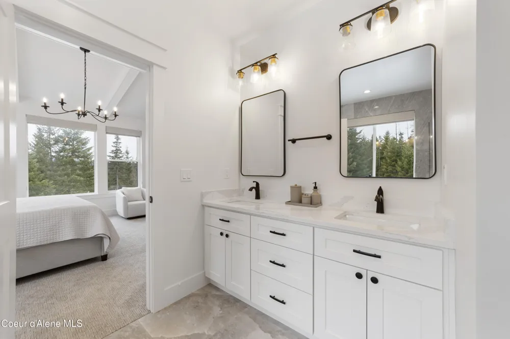 227 Mesa Drive Athol, ID 83801
