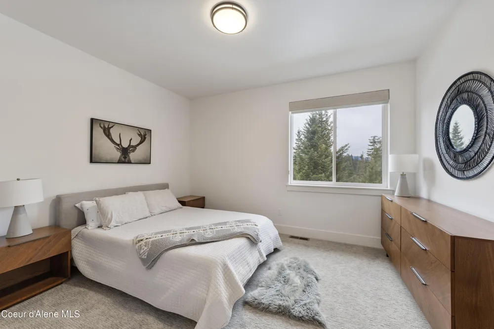 227 Mesa Drive Athol, ID 83801