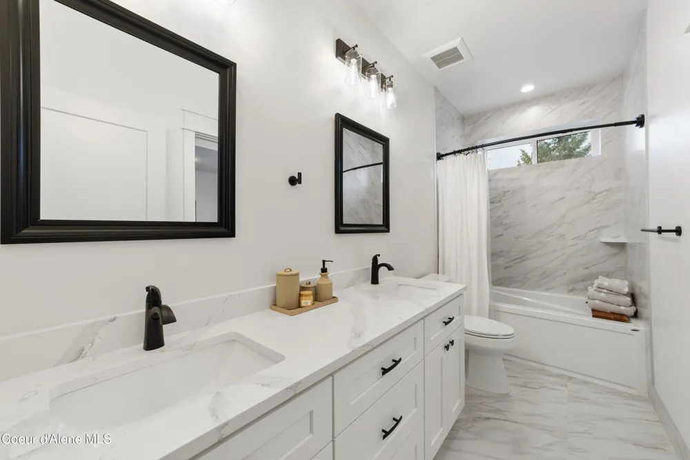 227 Mesa Drive Athol, ID 83801