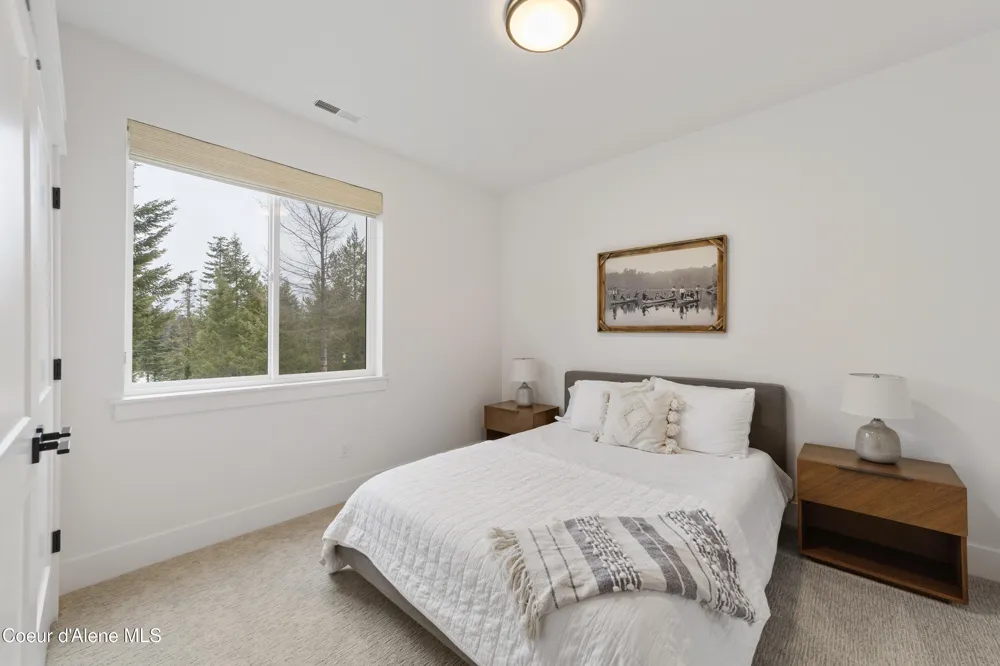 227 Mesa Drive Athol, ID 83801