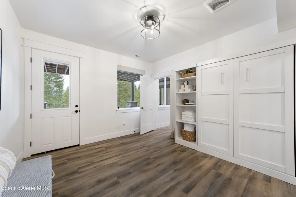 227 Mesa Drive Athol, ID 83801
