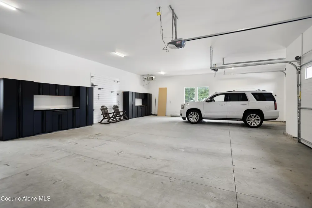 227 Mesa Drive Athol, ID 83801
