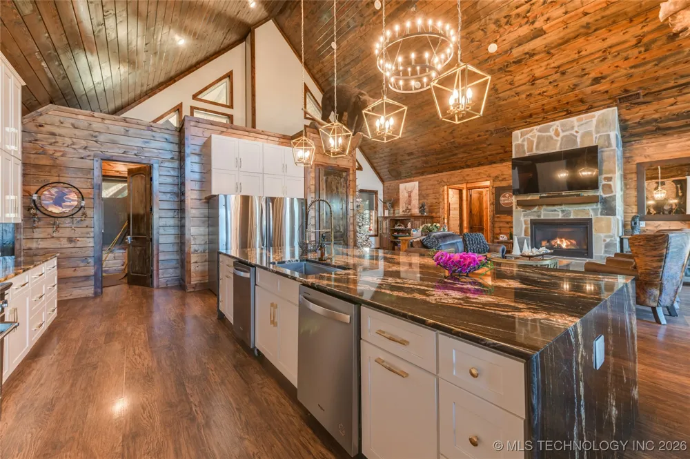 5148 Us Highway 259 Broken Bow, OK 74728