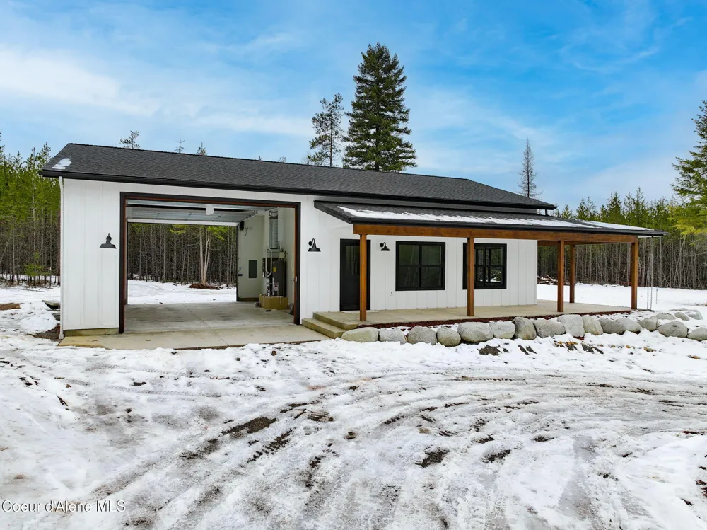 252 Doc Holliday Drive Spirit Lake, ID 83869