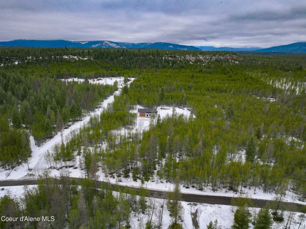 252 Doc Holliday Drive Spirit Lake, ID 83869