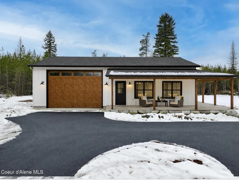 252 Doc Holliday Drive Spirit Lake, ID 83869