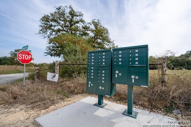 957 Johnson Farms Road Harwood, TX 78632