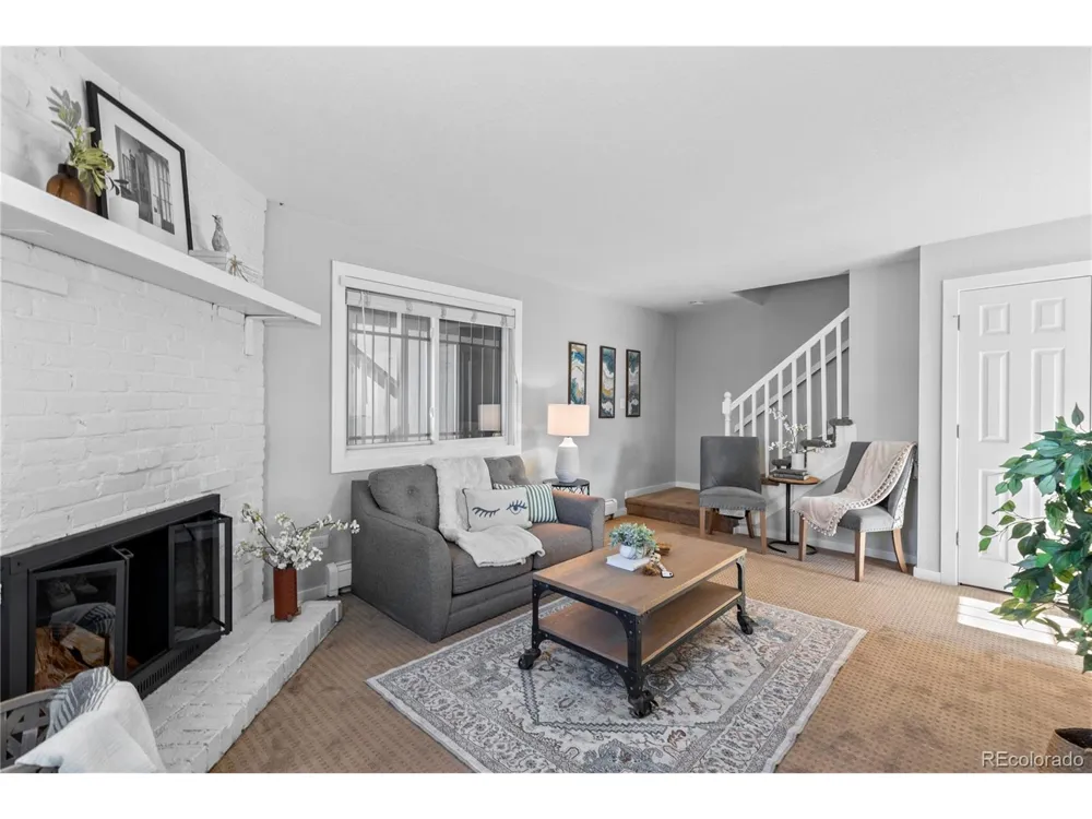 2700 S Holly Street #216