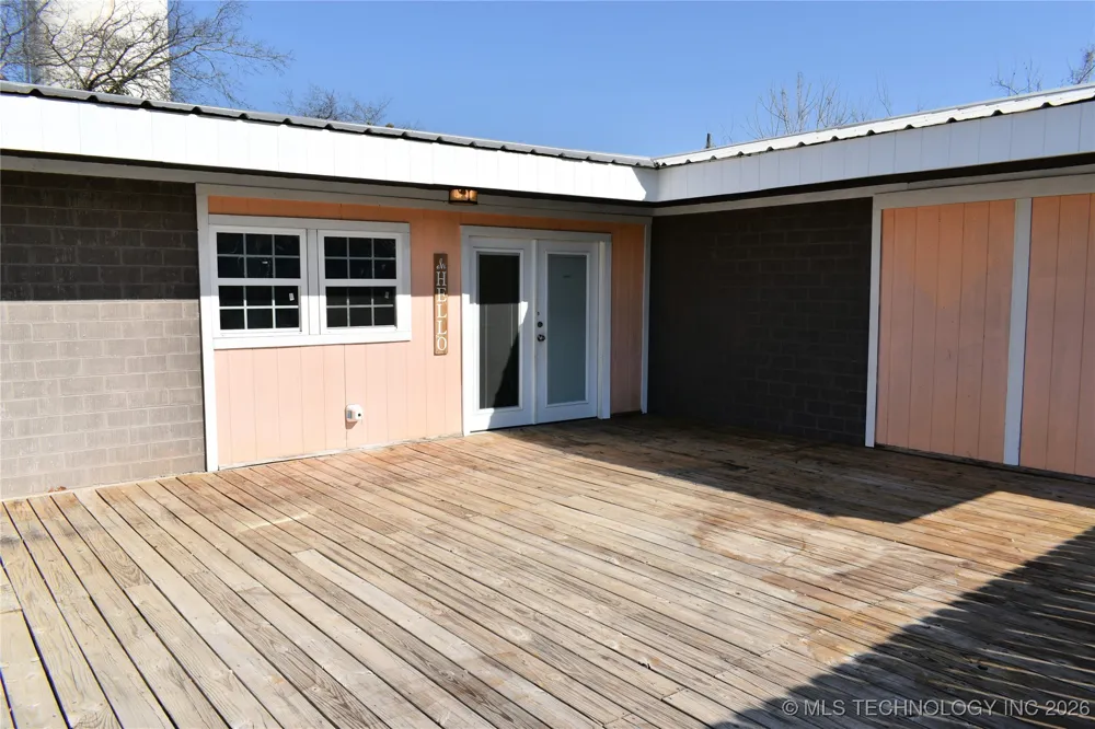 105 W Valliant Avenue Fort Towson, OK 74735